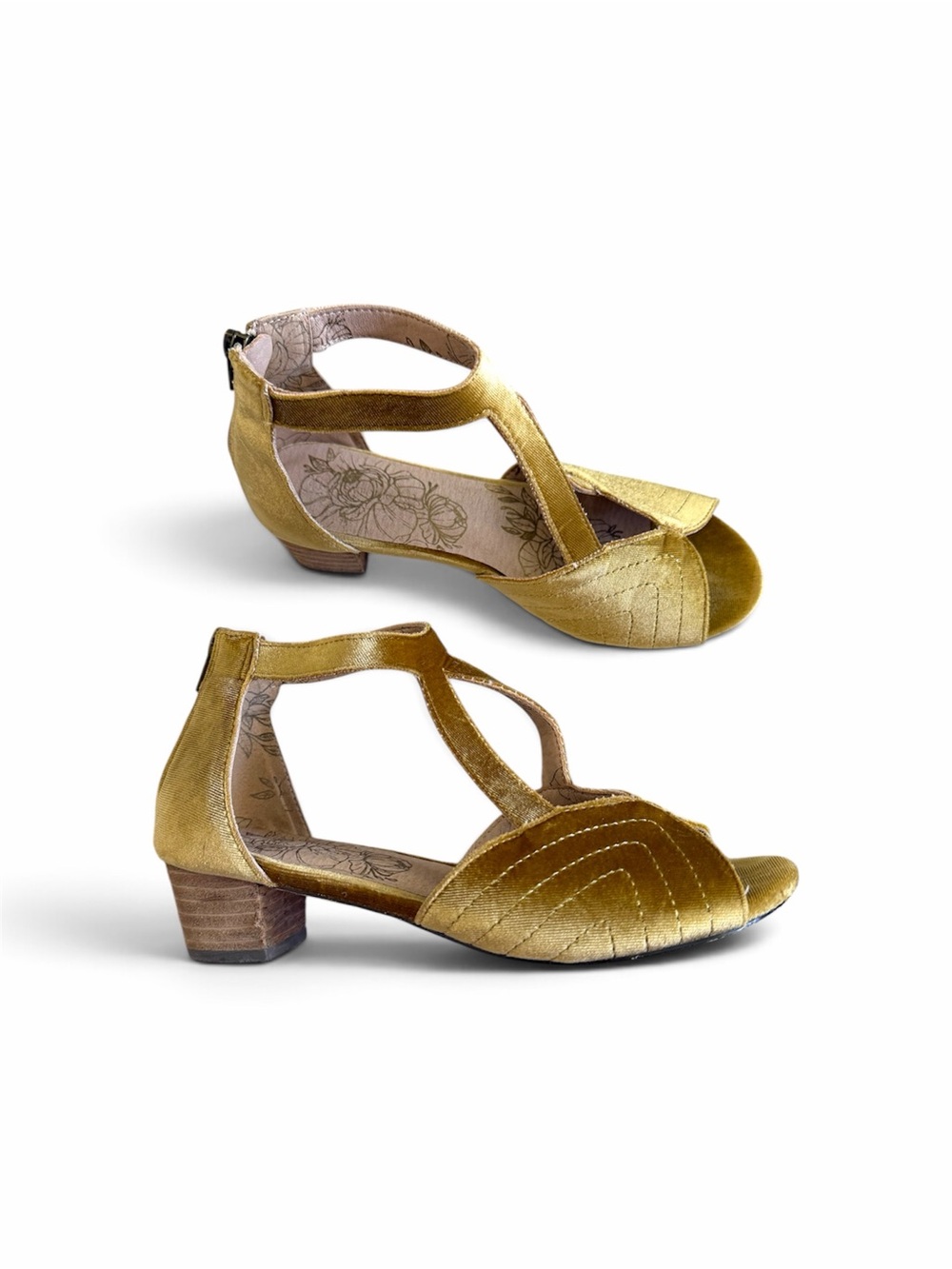 Joyfolie Orelia Velvet Heels In Honey